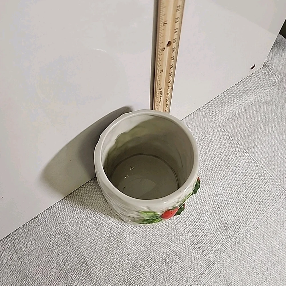 Strawberry Ceramic Canister Set - Picture 16 of 16